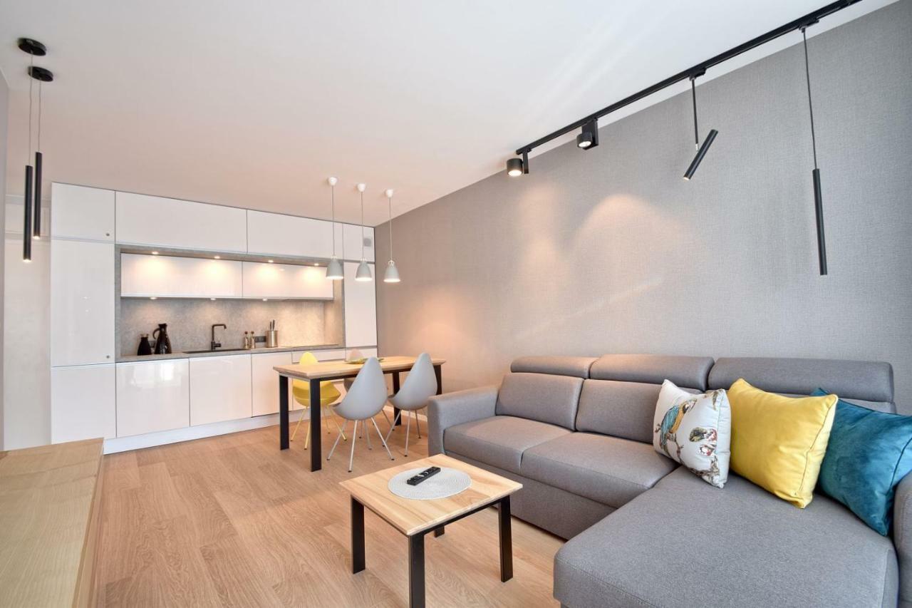 Pier 72 Premium Apartment