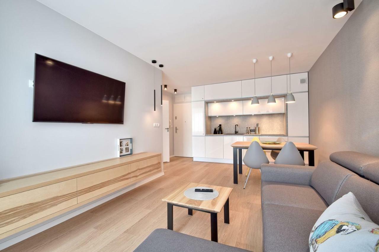 Pier 72 Premium Apartment